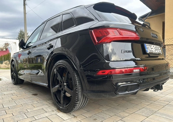 Audi SQ5 cena 185000 przebieg: 42000, rok produkcji 2019 z Rzeszów małe 352